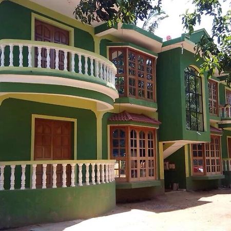 J.S Holiday Guest House Calangute Esterno foto