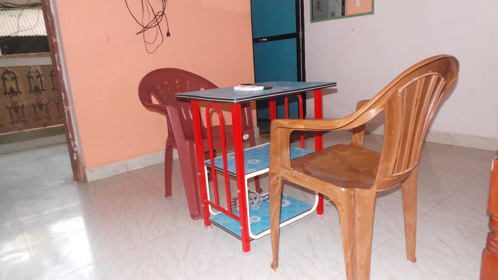 J.S Holiday Guest House Calangute Esterno foto