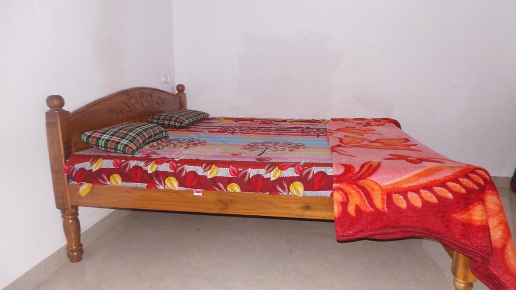 J.S Holiday Guest House Calangute Esterno foto