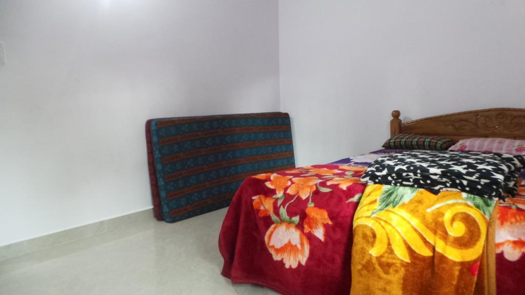J.S Holiday Guest House Calangute Esterno foto